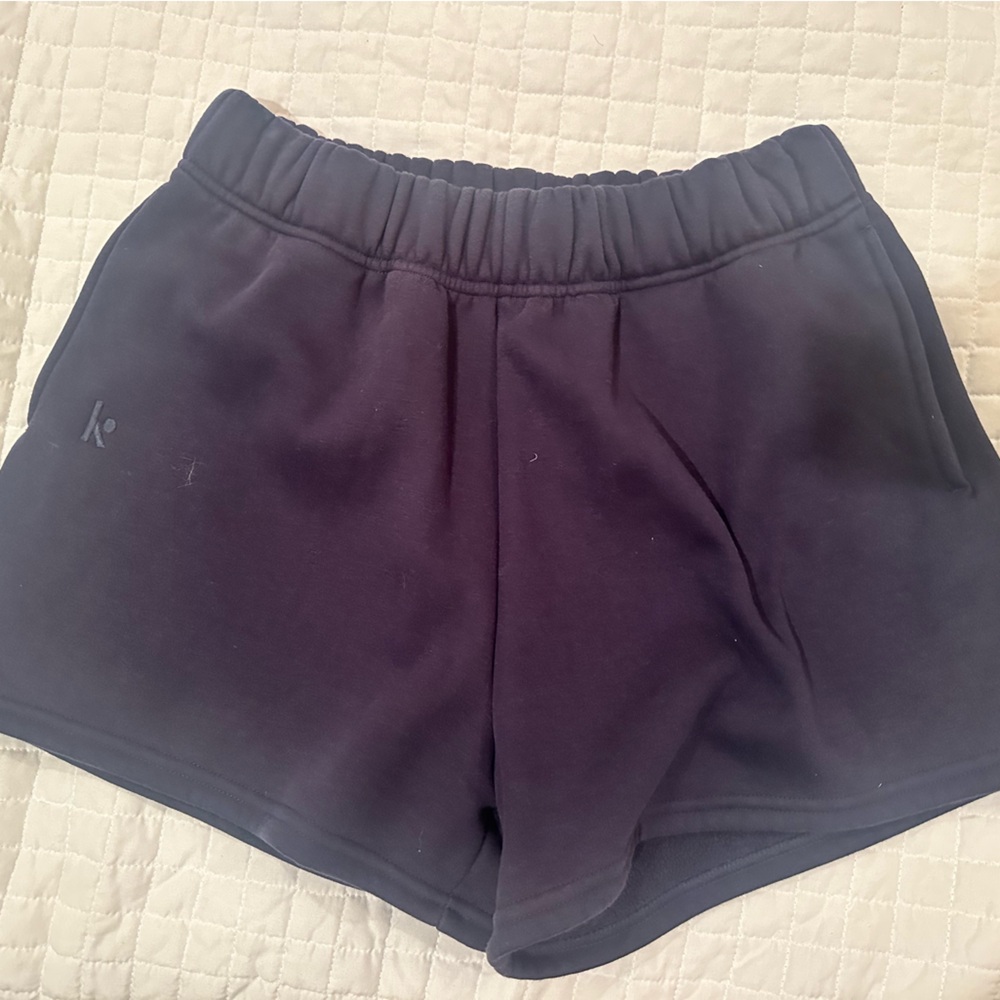 Black Athletic Shorts with Elastic Waistband and Smooth Finish